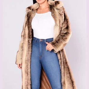 Fashion nova faux fur coat